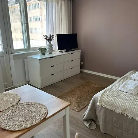2ndhomes Comfy With Balcony In Kallio